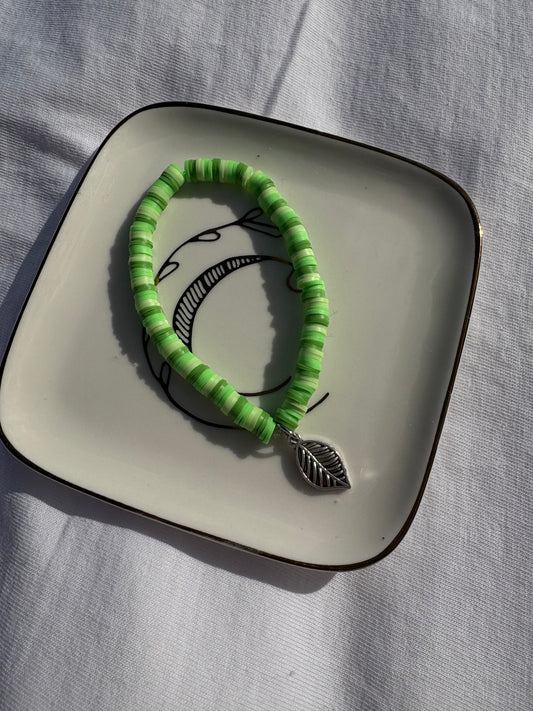 Green autumn leaf bracelet