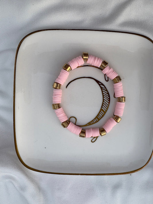 Light pink beaded bracelet