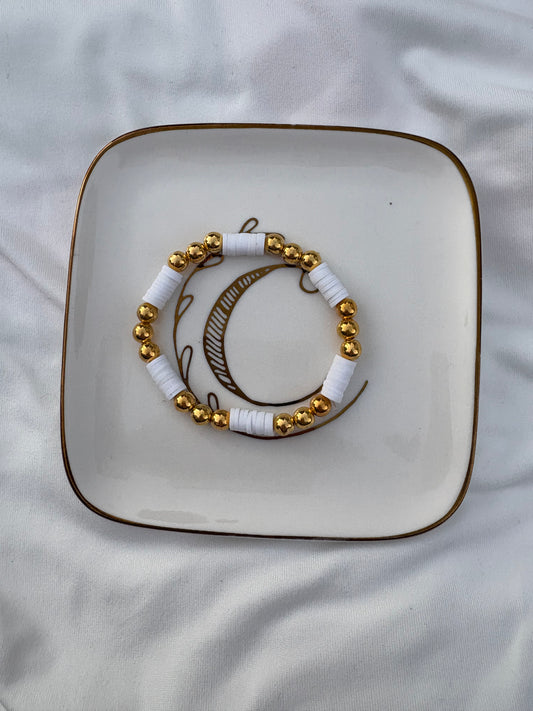 Gold and white beaded bracelet